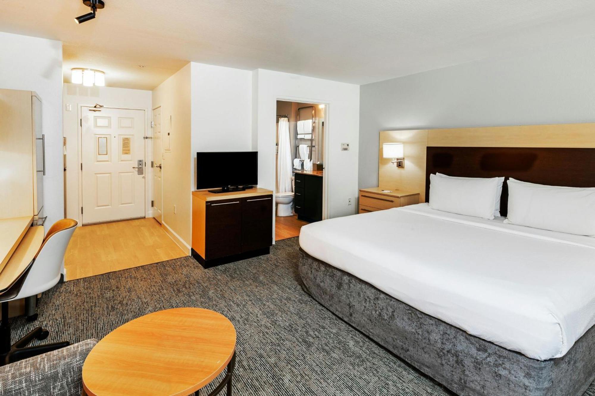 Towneplace Suites By Marriott Tulsa Броукън Ароу Екстериор снимка