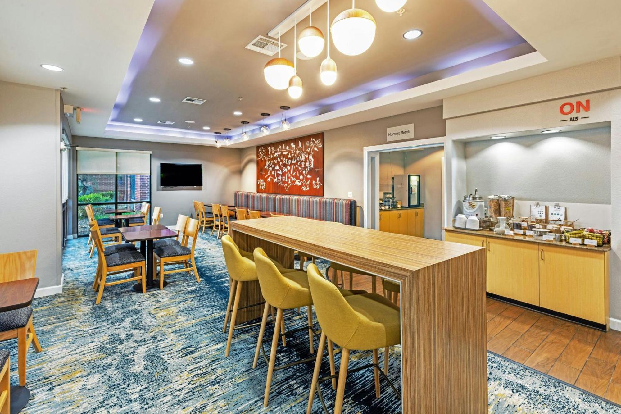 Towneplace Suites By Marriott Tulsa Броукън Ароу Екстериор снимка