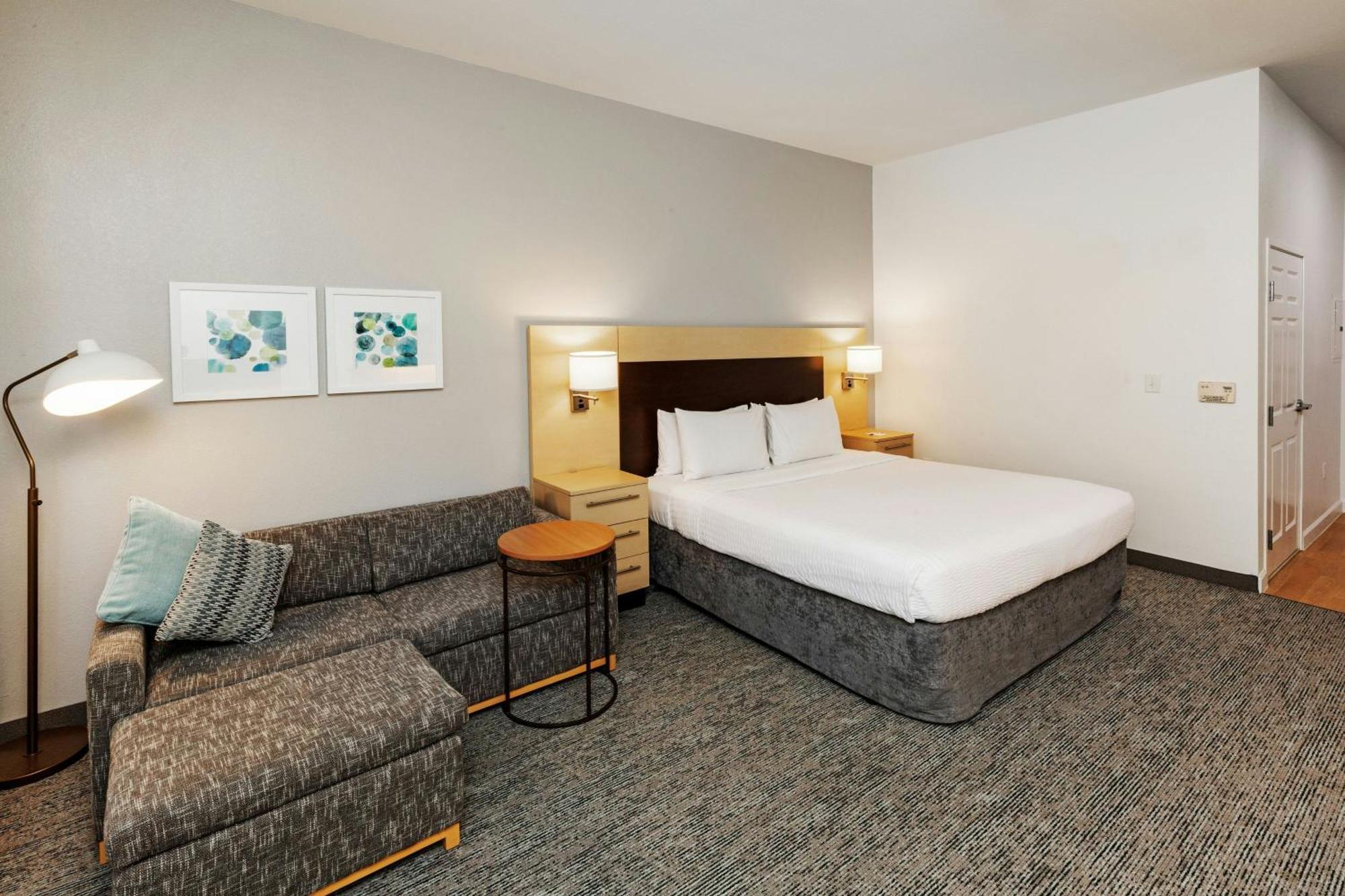 Towneplace Suites By Marriott Tulsa Броукън Ароу Екстериор снимка