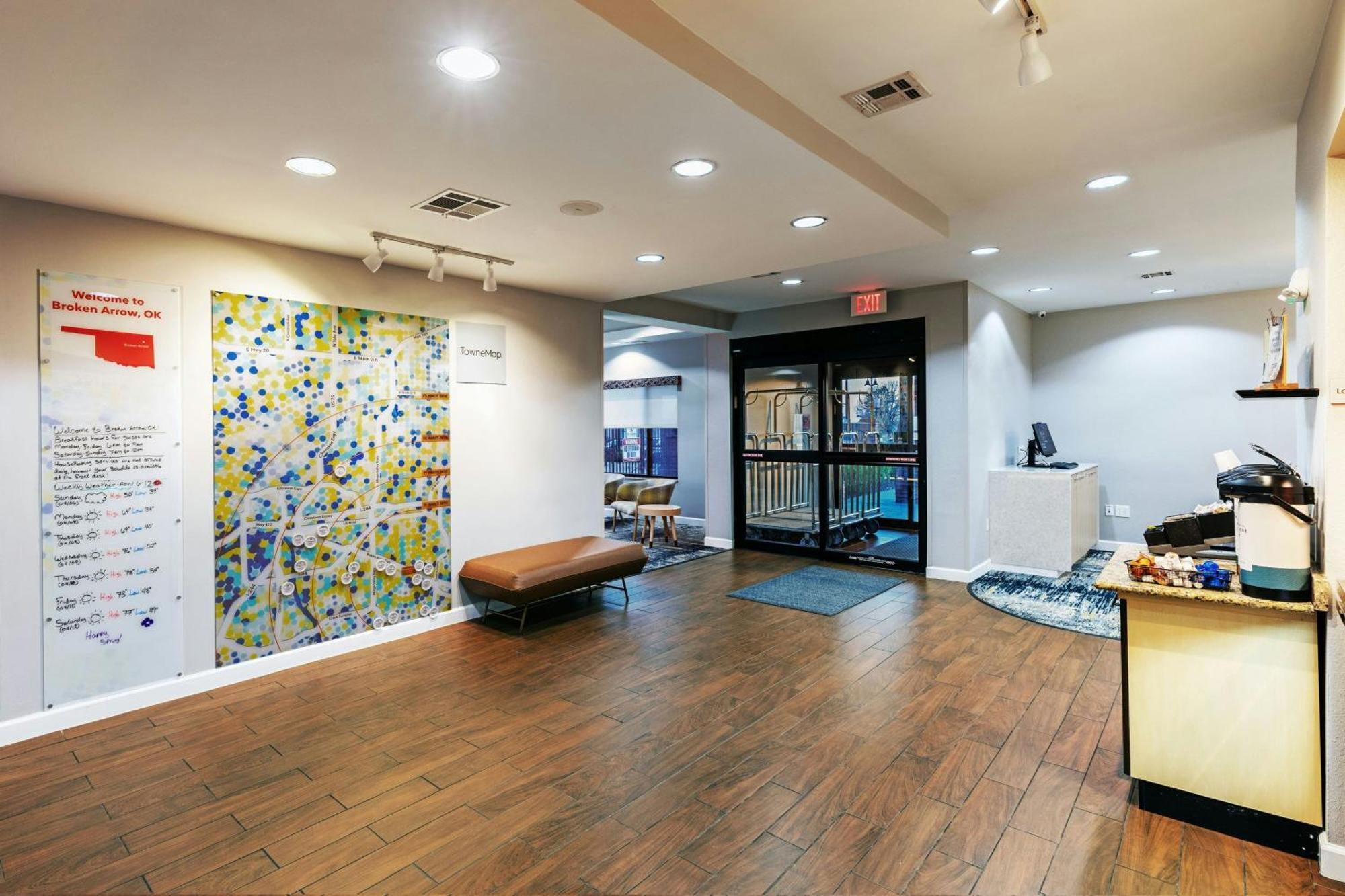 Towneplace Suites By Marriott Tulsa Броукън Ароу Екстериор снимка