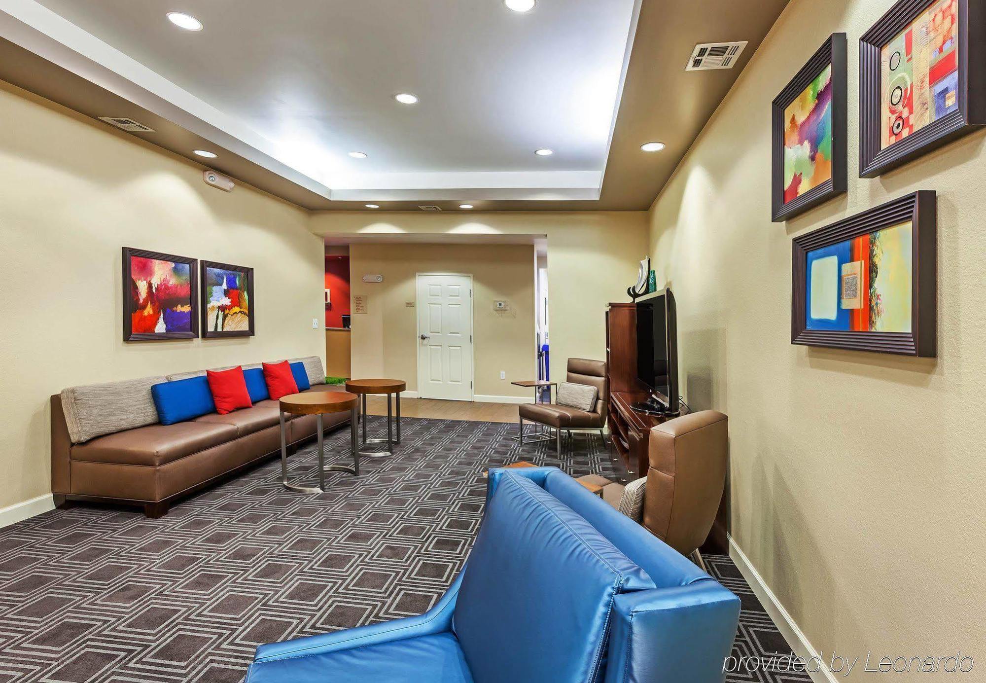 Towneplace Suites By Marriott Tulsa Броукън Ароу Екстериор снимка